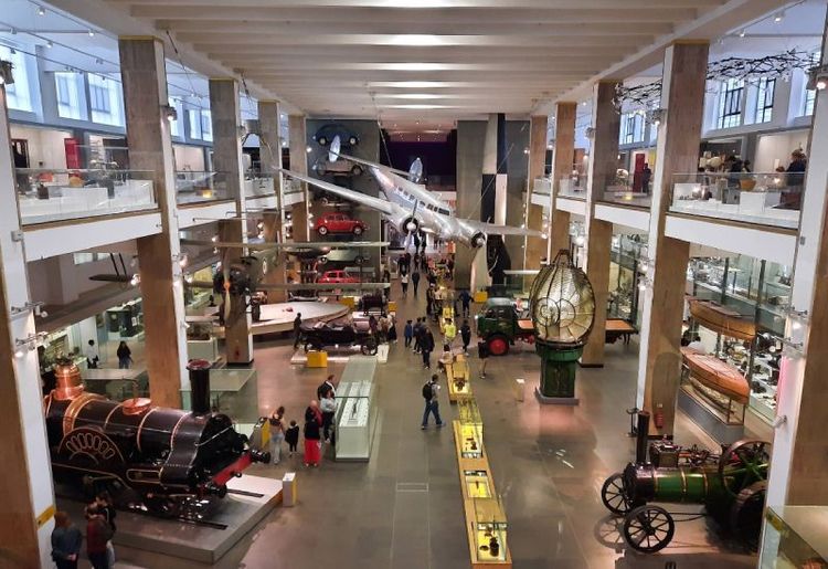 Science Museum United Kingdom.jpg