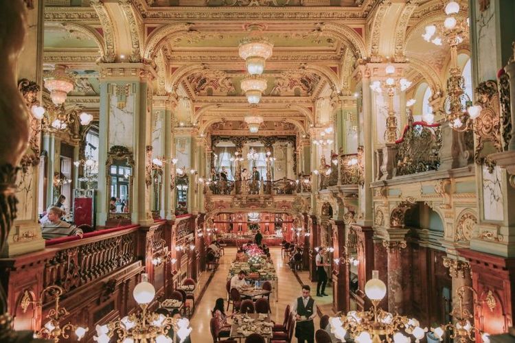 New York Cafe Budapest.jpg