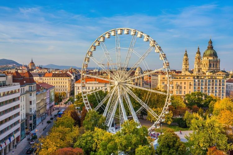 Ferris Wheel of Budapest.jpg