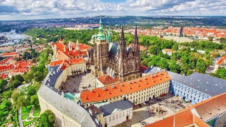 prague castle.jpg