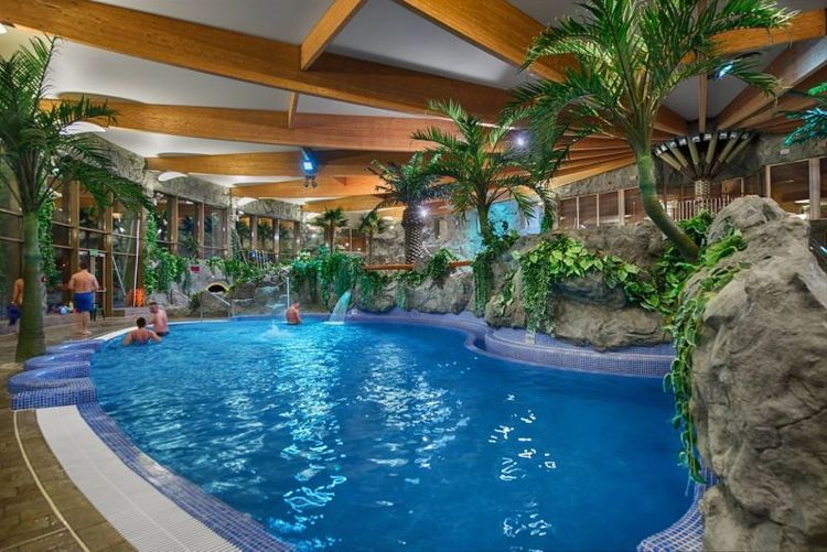 Warszawianka Water Park.jpg