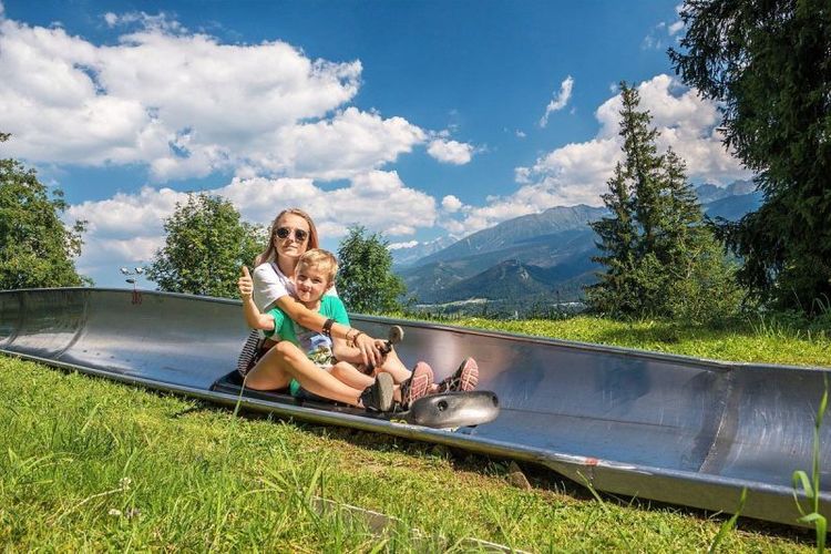 Zjeżdżalnia grawitacyjna.jpg