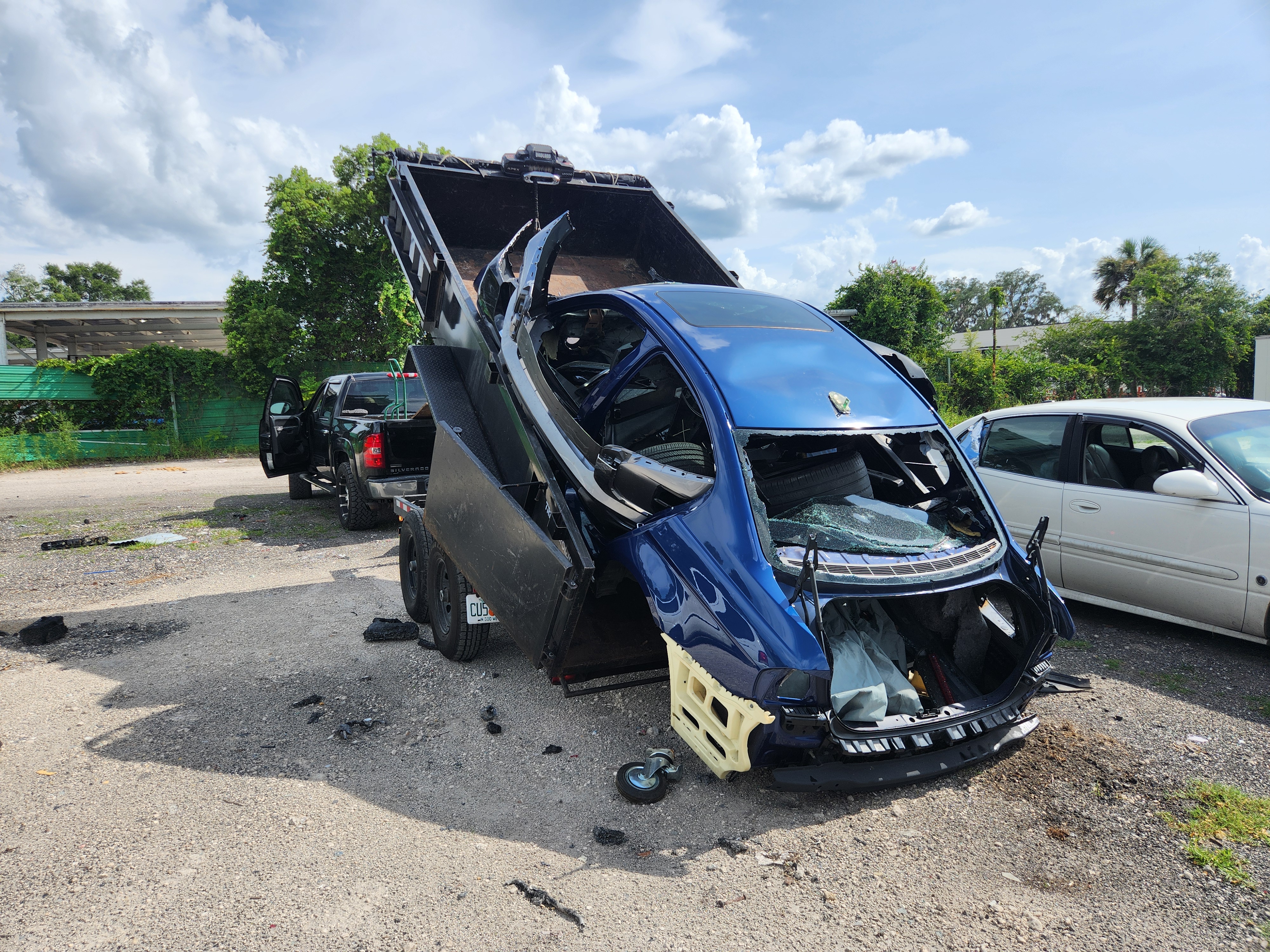 Vehicle and junk removal project