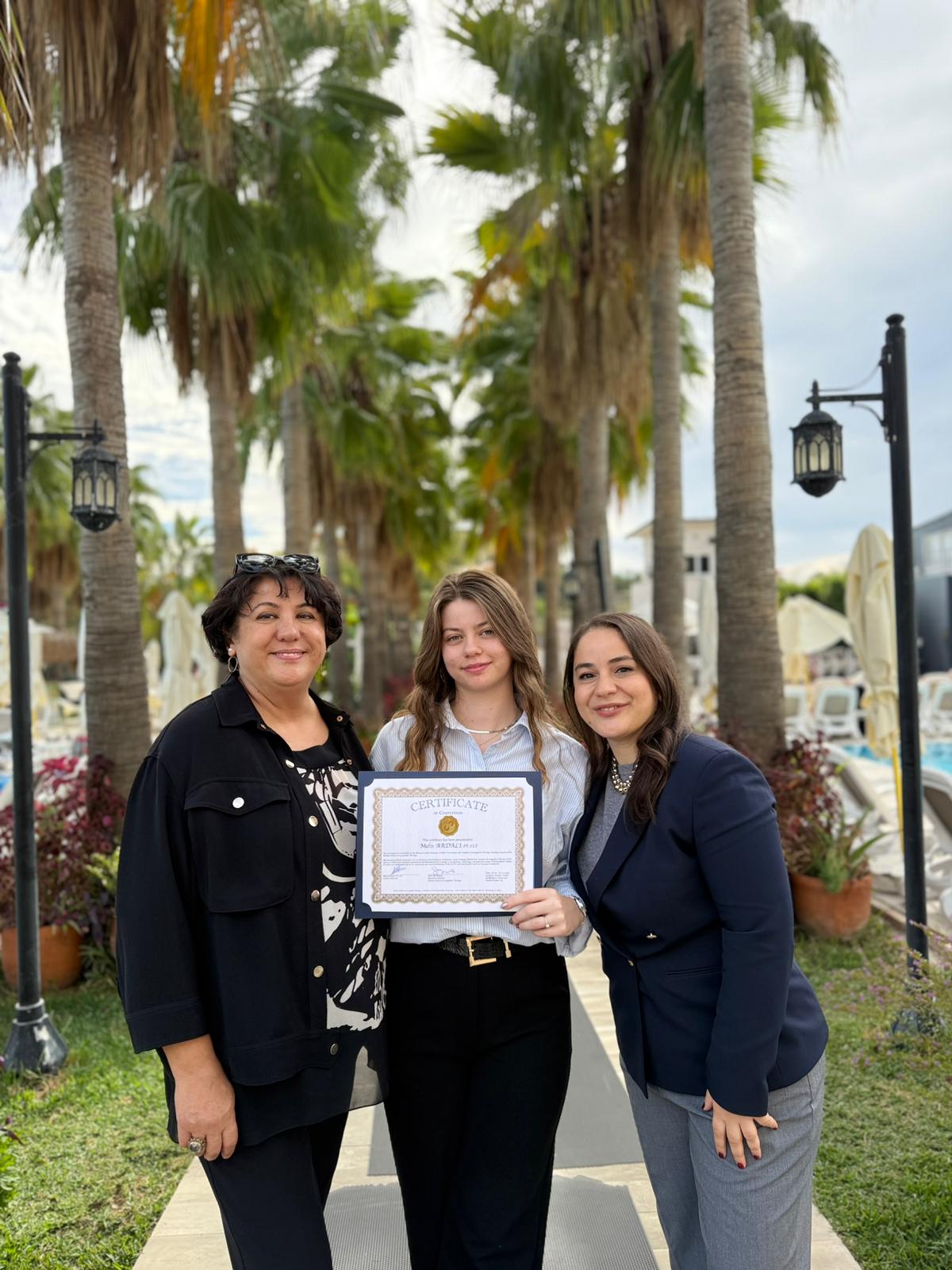 Galeri fotoğrafı 1