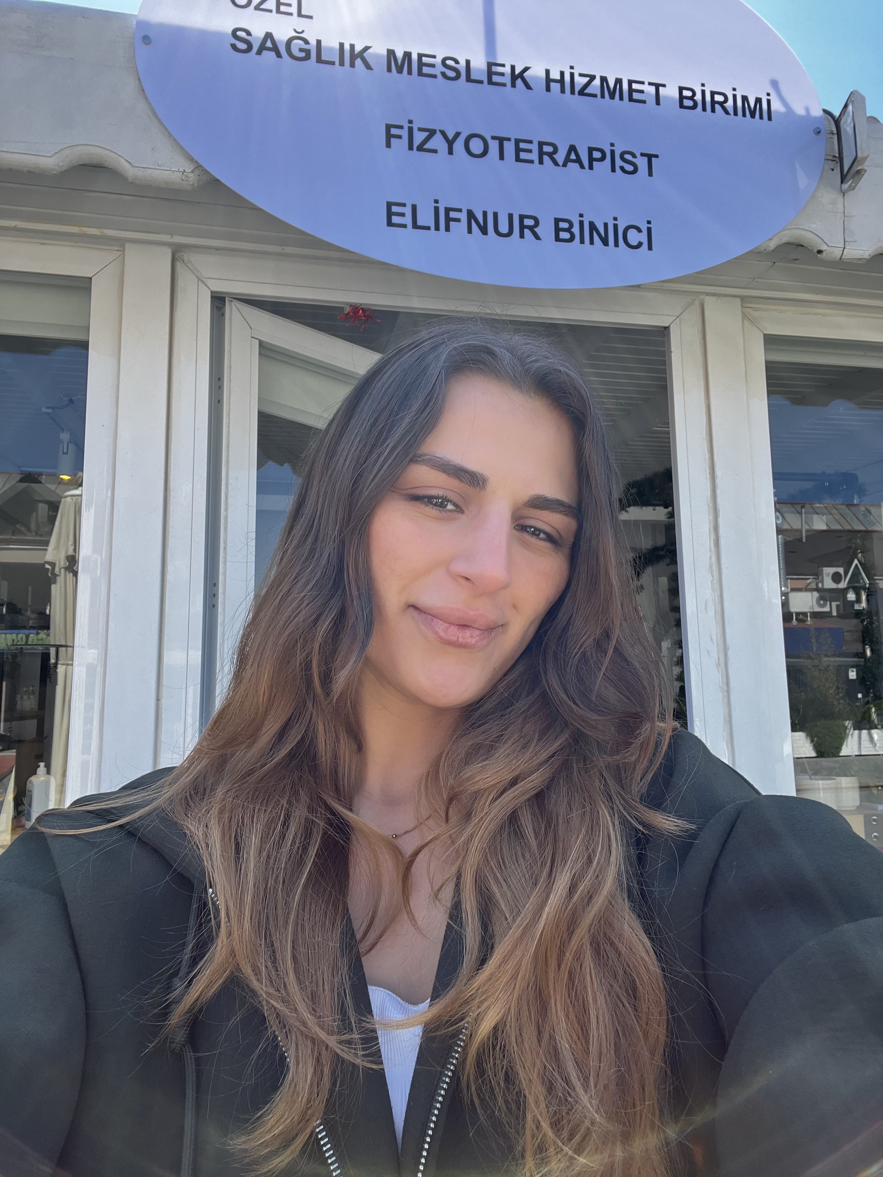 Galeri fotoğrafı 1