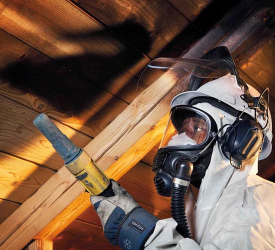 Meillä on palosaneerauksessa vaadittava erikoisosaaminen.