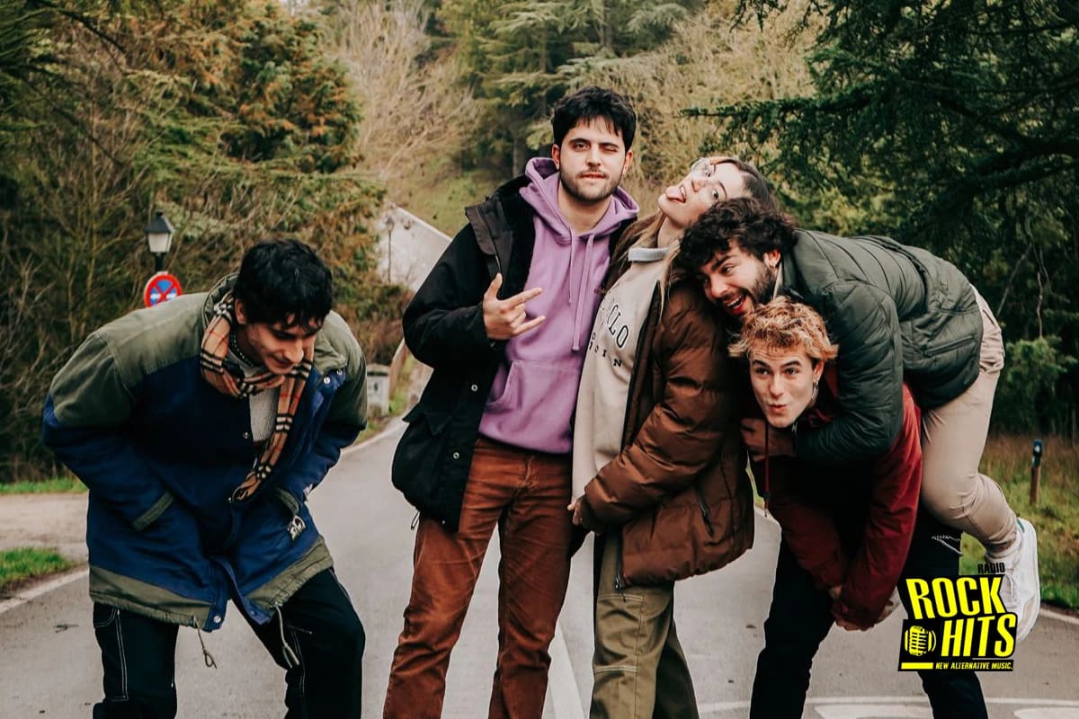 «Memocracia y Ana Maes Transforman ‘El Guri Guri’: Una Fusión Única de Tradición y Modernidad»