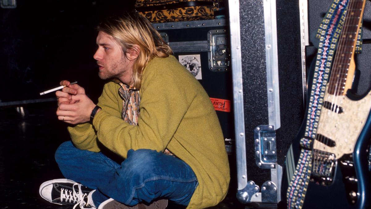 Claves del éxito de Kurt Cobain: sus cigarrillos alcanzan un precio astronómico