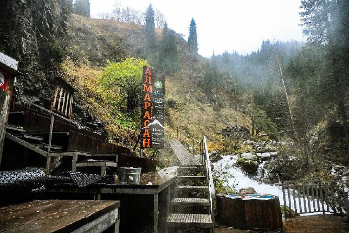 Горячие источники Алмарасан landscape in Kazakhstan