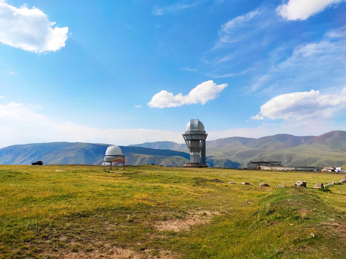 Плато Ассы — простор высокогорья и кочевая атмосфера landscape in Kazakhstan