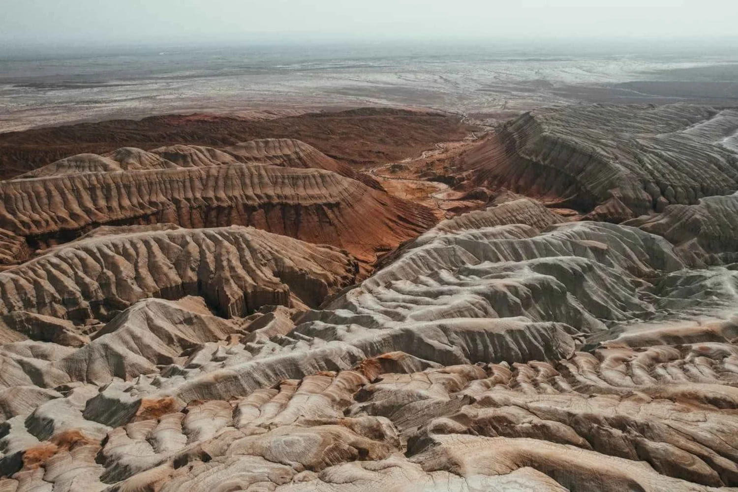 4-дневный джип-тур по Алтын Эмелю, Чарынскому каньону и озерам Кольсай и Каинды Tour landscape in Kazakhstan