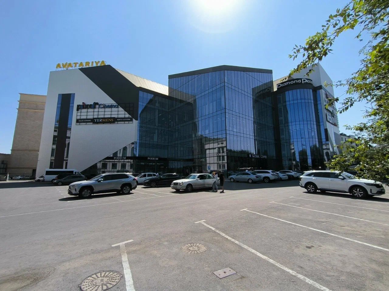 Diamond Plaza