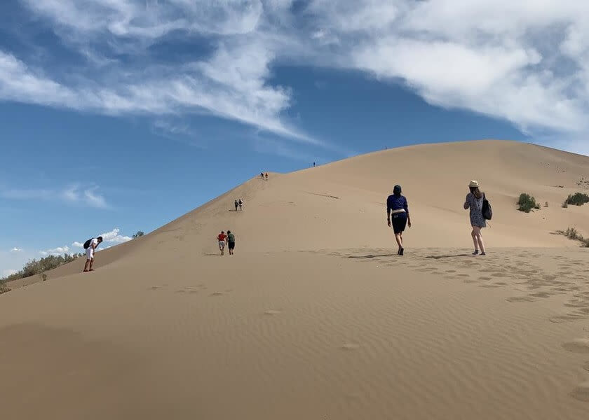 Памирская одиссея: внедорожная экспедиция по Центральной Азии на трех станах Tour route with scenic nature in Kazakhstan
