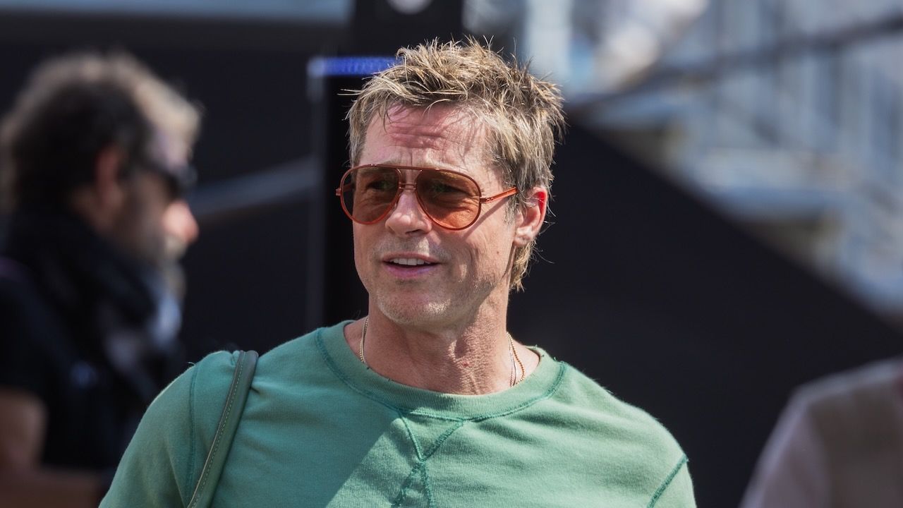 brad pitt can't watch porn cause the acting is trash
