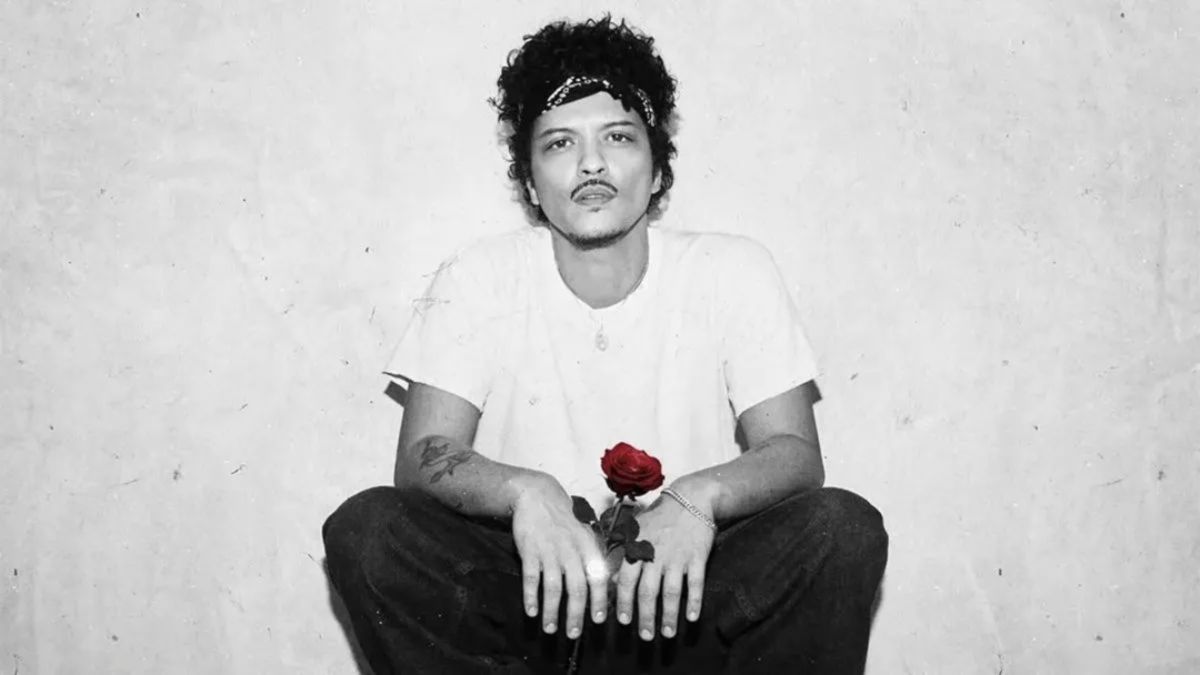 bruno mars at metlife is happening and he needs you