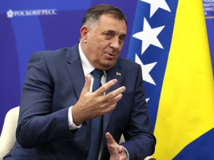 Додик пообещал поехать на ПМЭФ для поддержки России