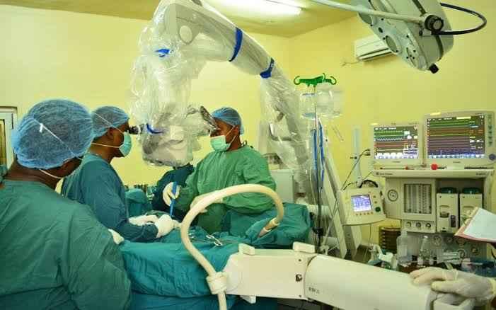 Neurosurgeon Salary In Nigeria: How Much They Earn (2024)