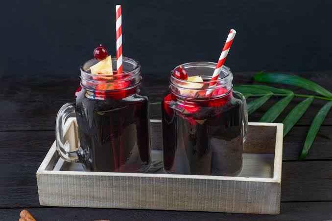 5 Benefits Of Homemade Zobo Vs. Packaged Zobo For Nigerians