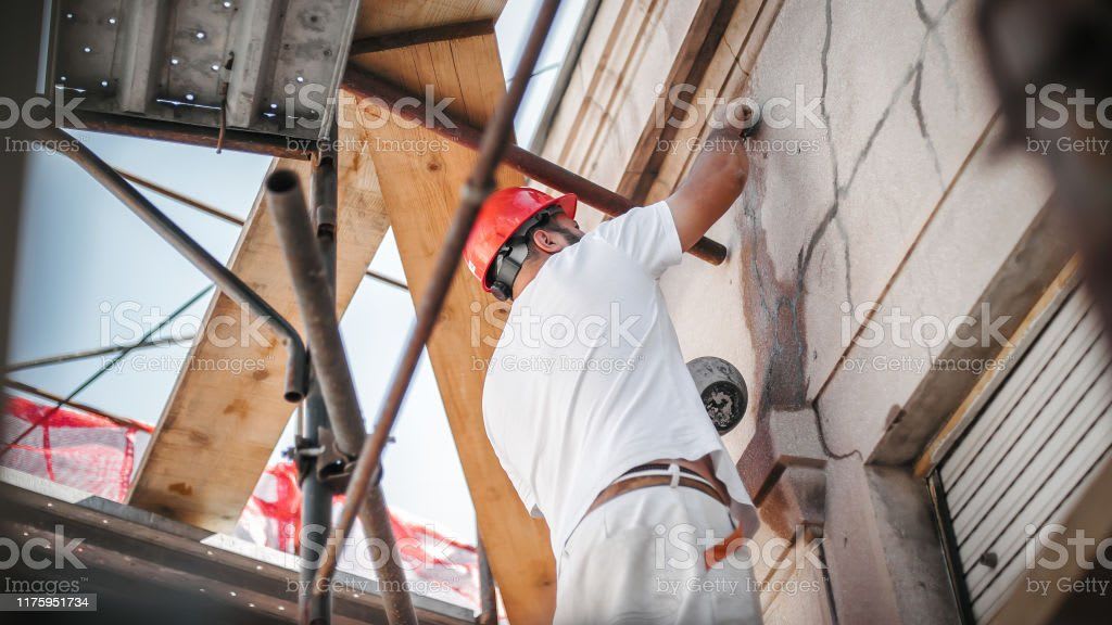 Ravalement de façade en enduit
