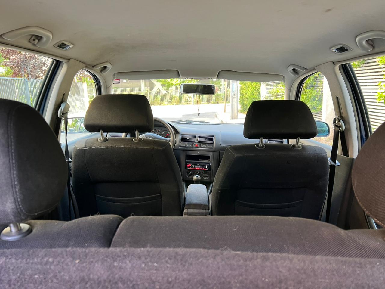 Vehicle image 14