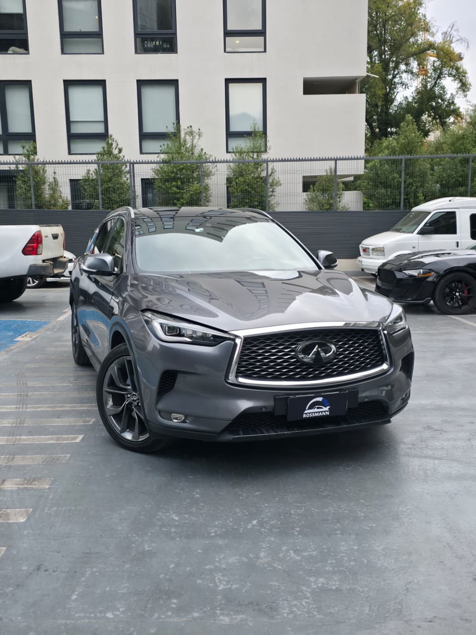 Infiniti Qx50 undefined