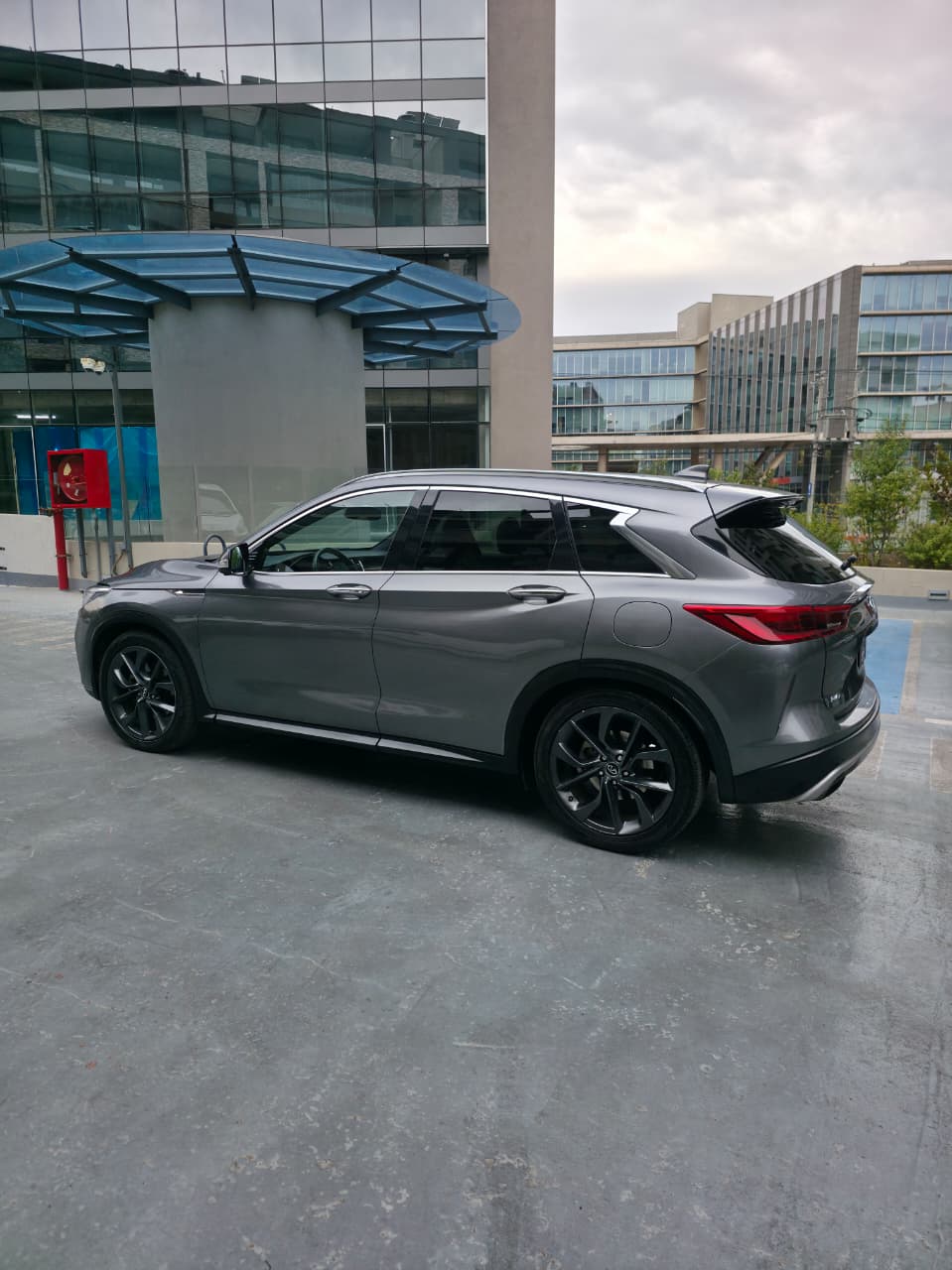 Vehicle media 4