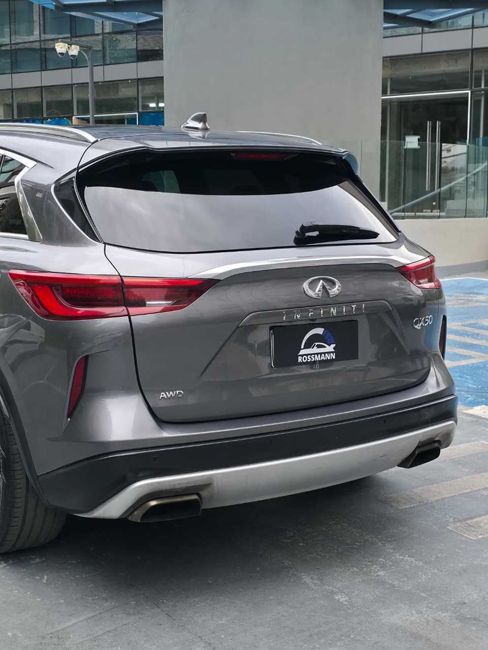 Vehicle media 5