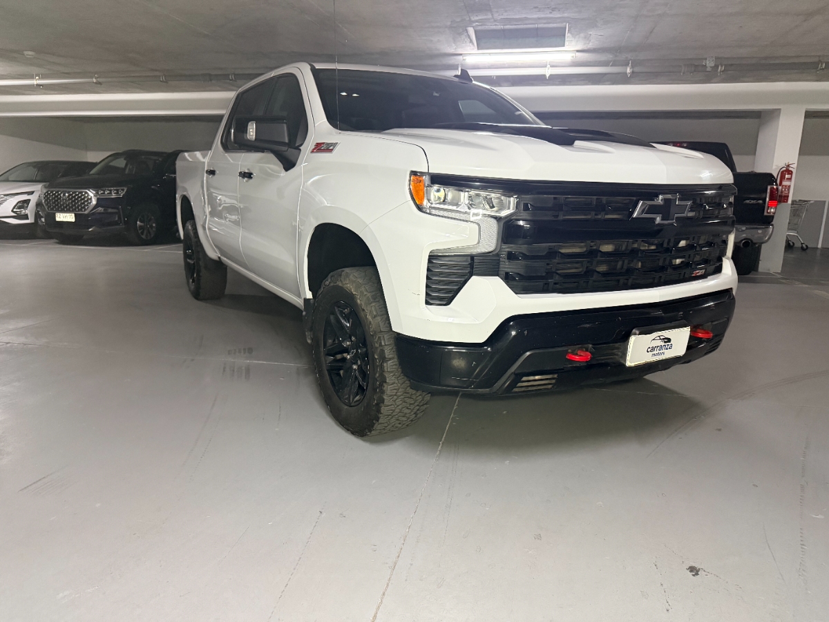 Chevrolet Silverado undefined