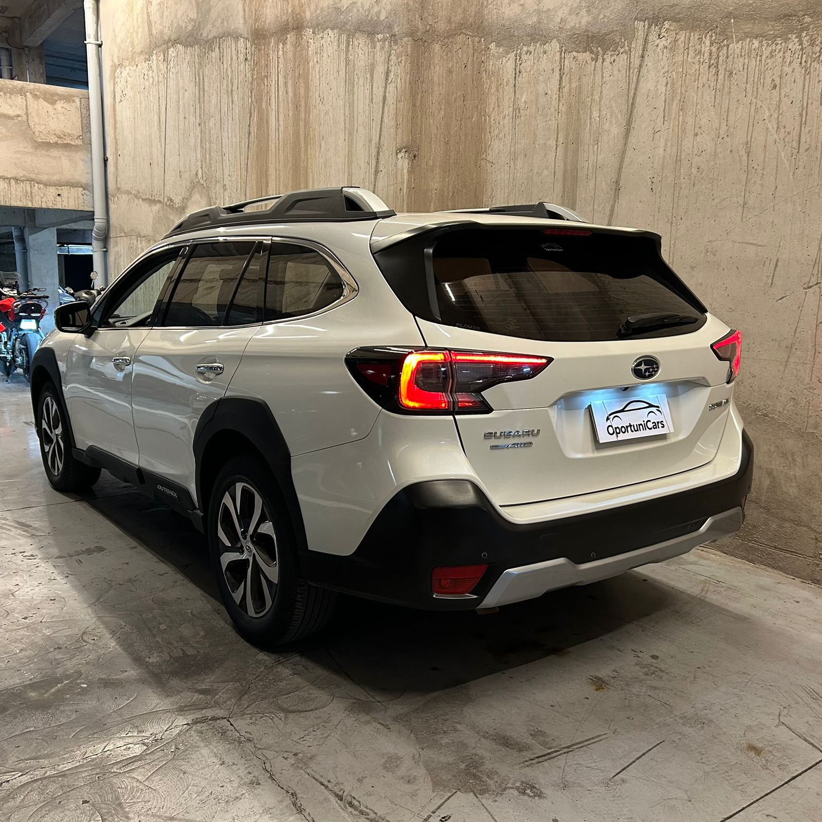 Vehicle media 3