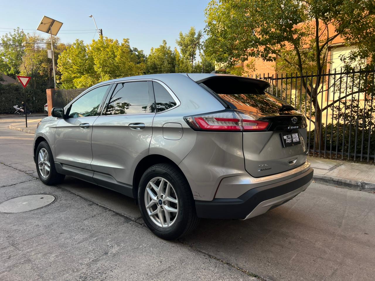 Vehicle media 5