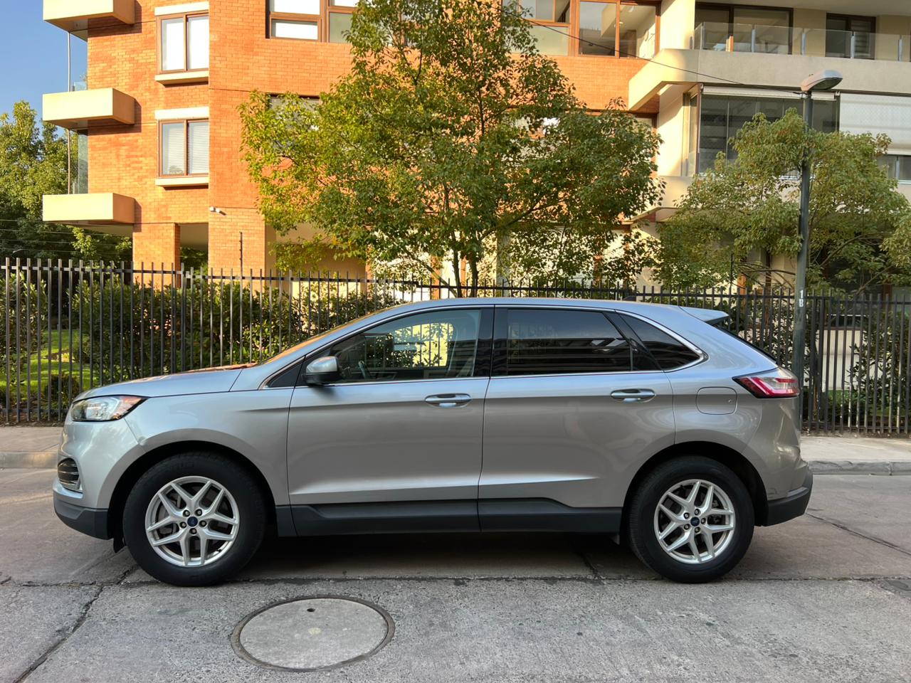 Vehicle media 4