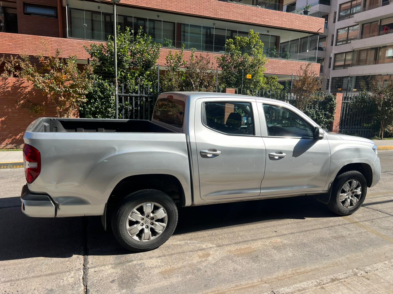 Vehicle media 8