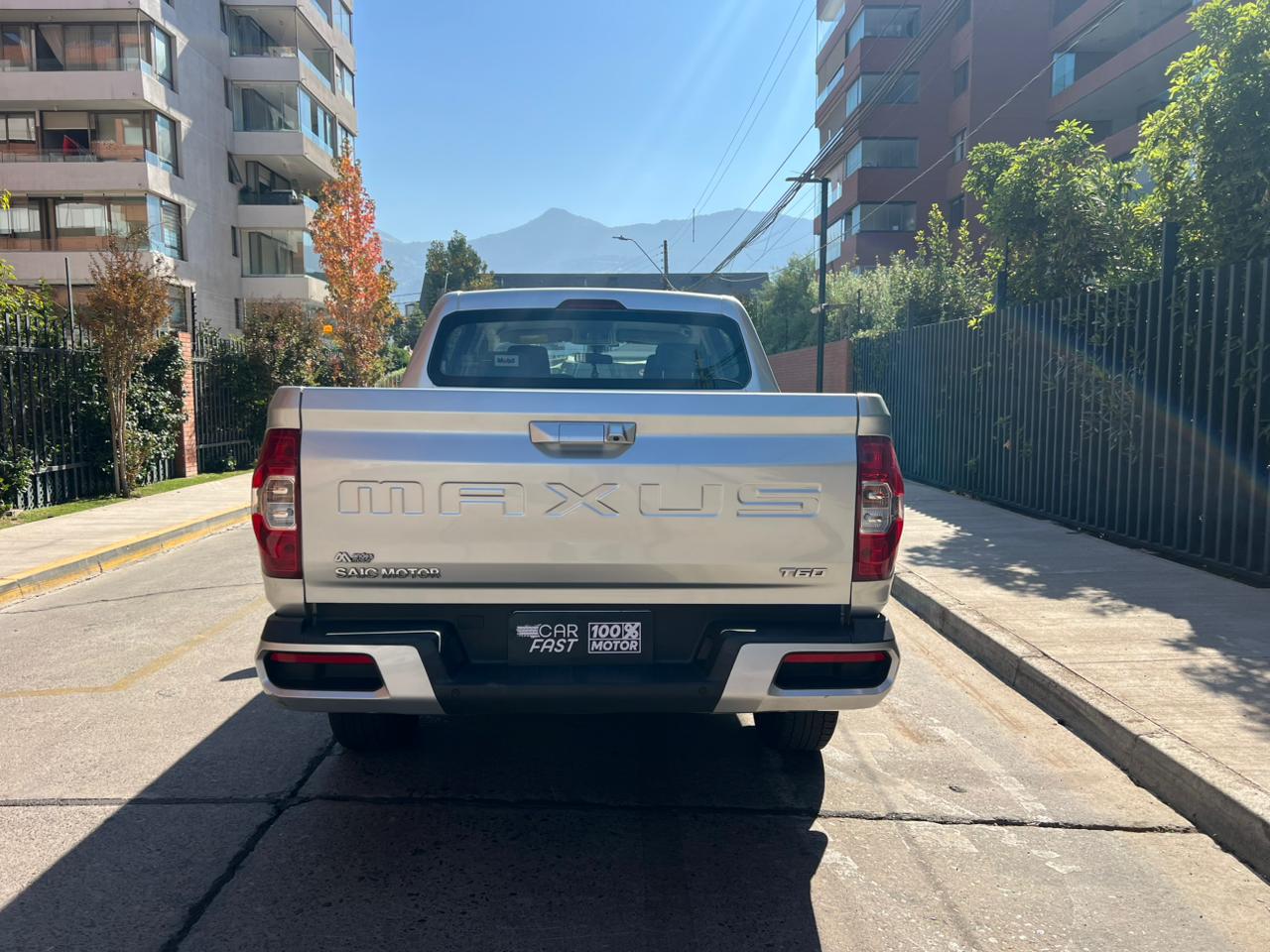 Vehicle media 6