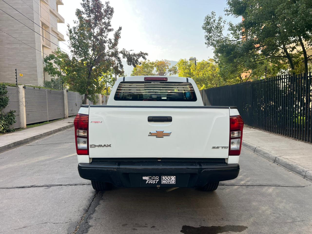 Vehicle media 6