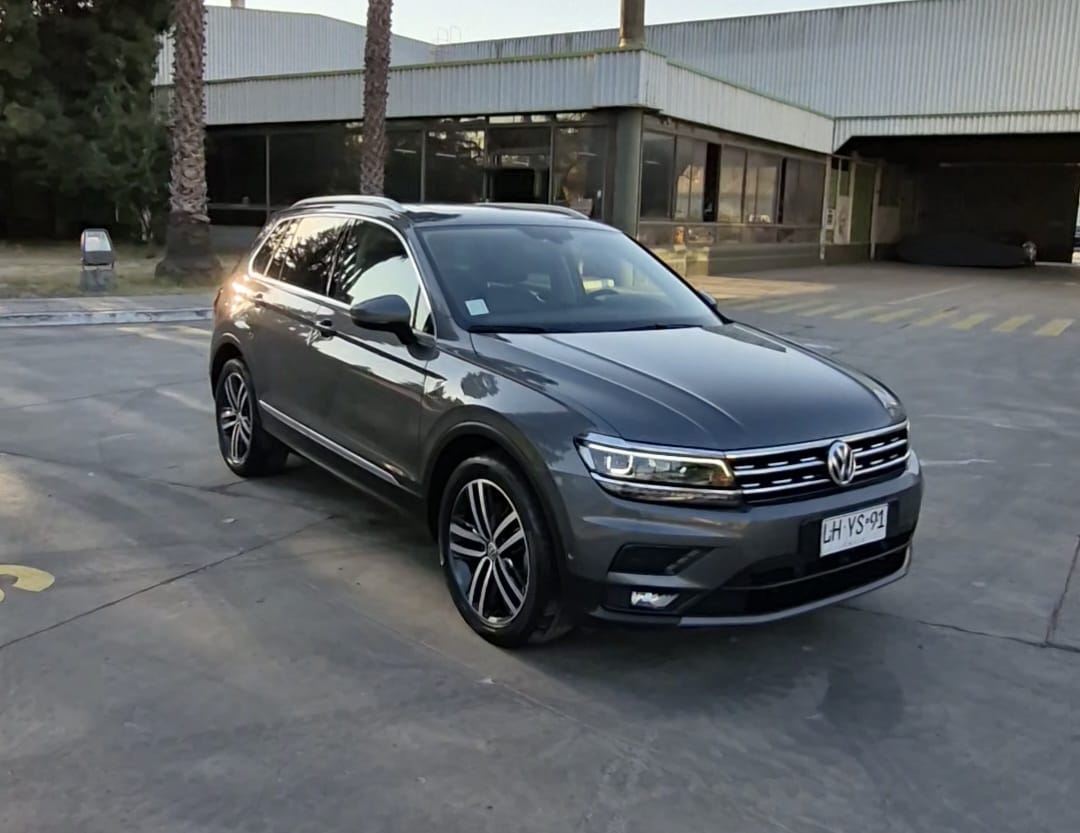 Volkswagen Tiguan undefined