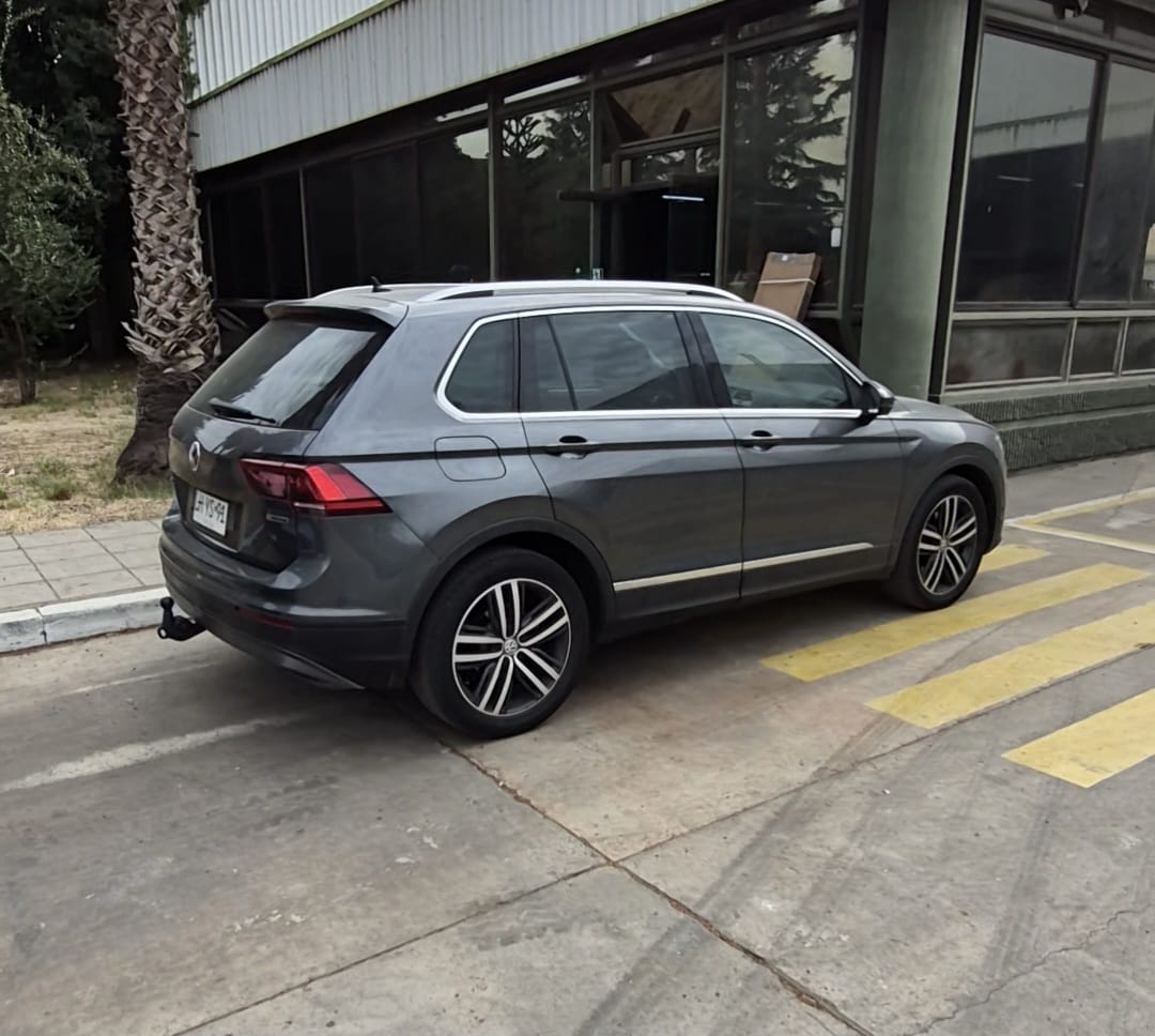 Vehicle media 3