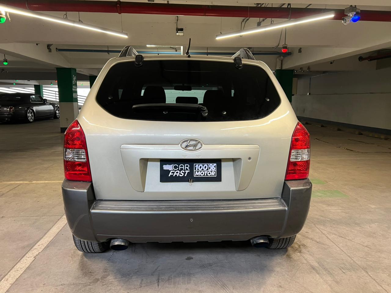Vehicle media 6