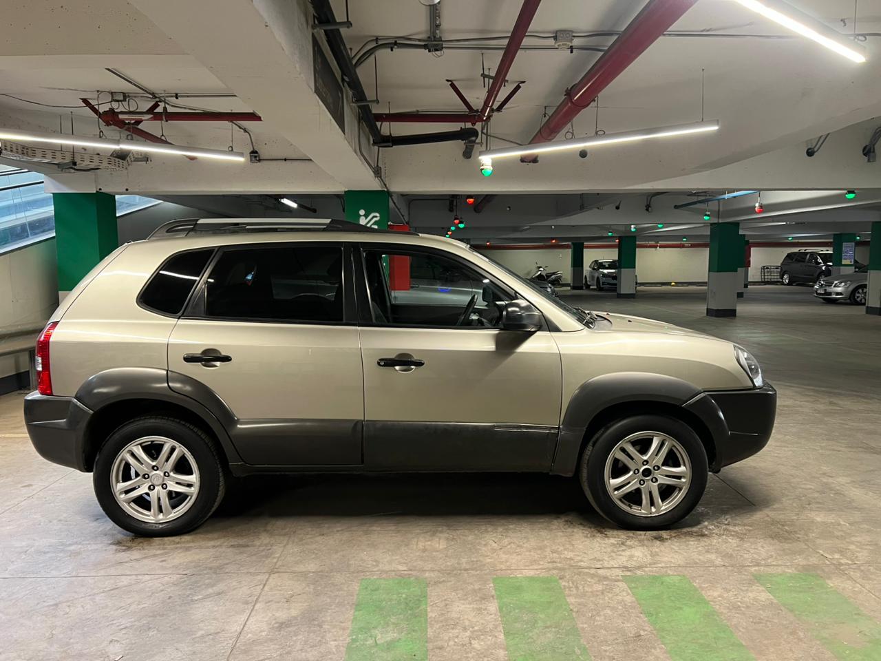 Vehicle media 8