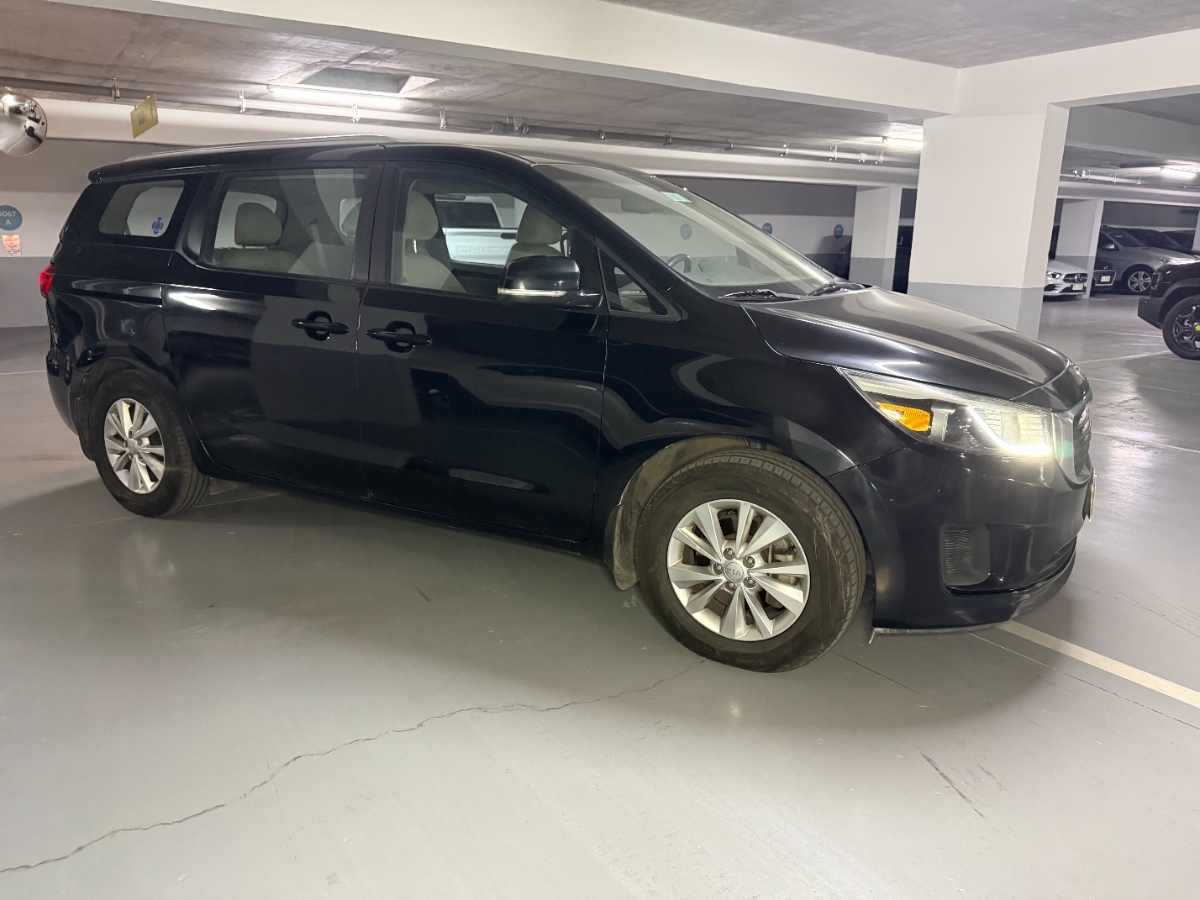 Vehicle media 7