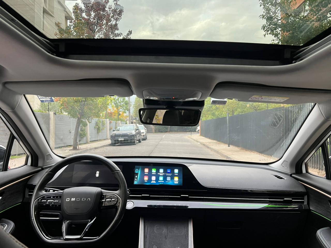 Vehicle media 9