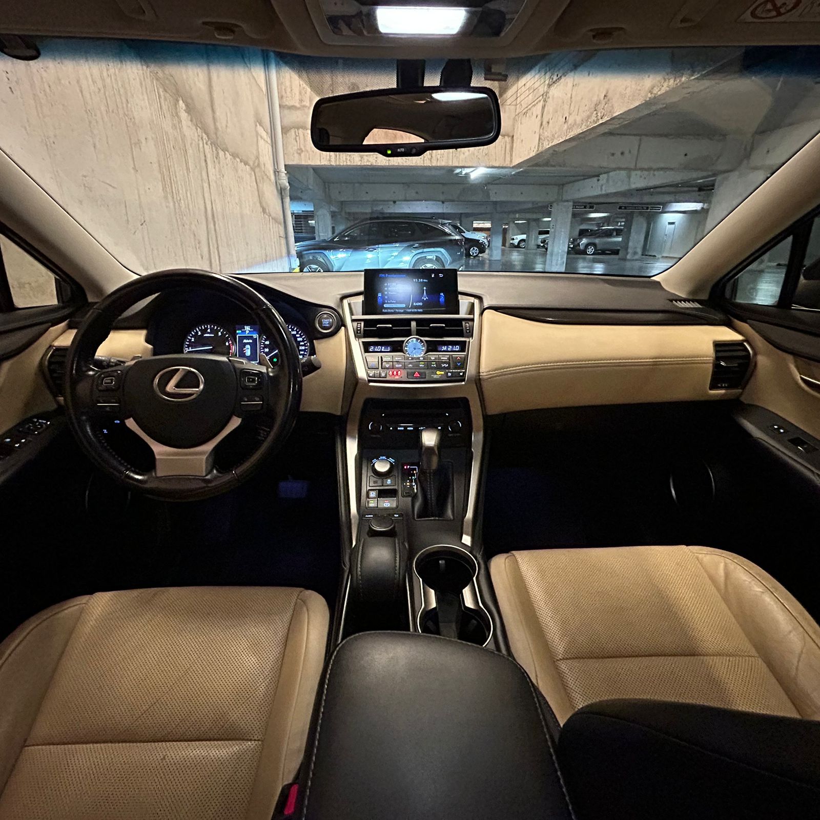 Vehicle media 9
