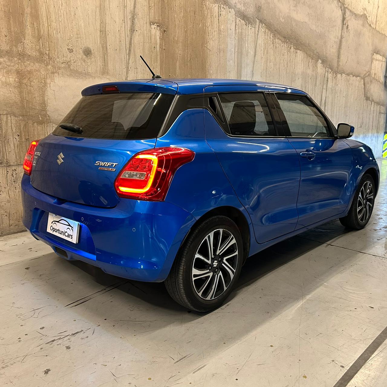 Vehicle media 5