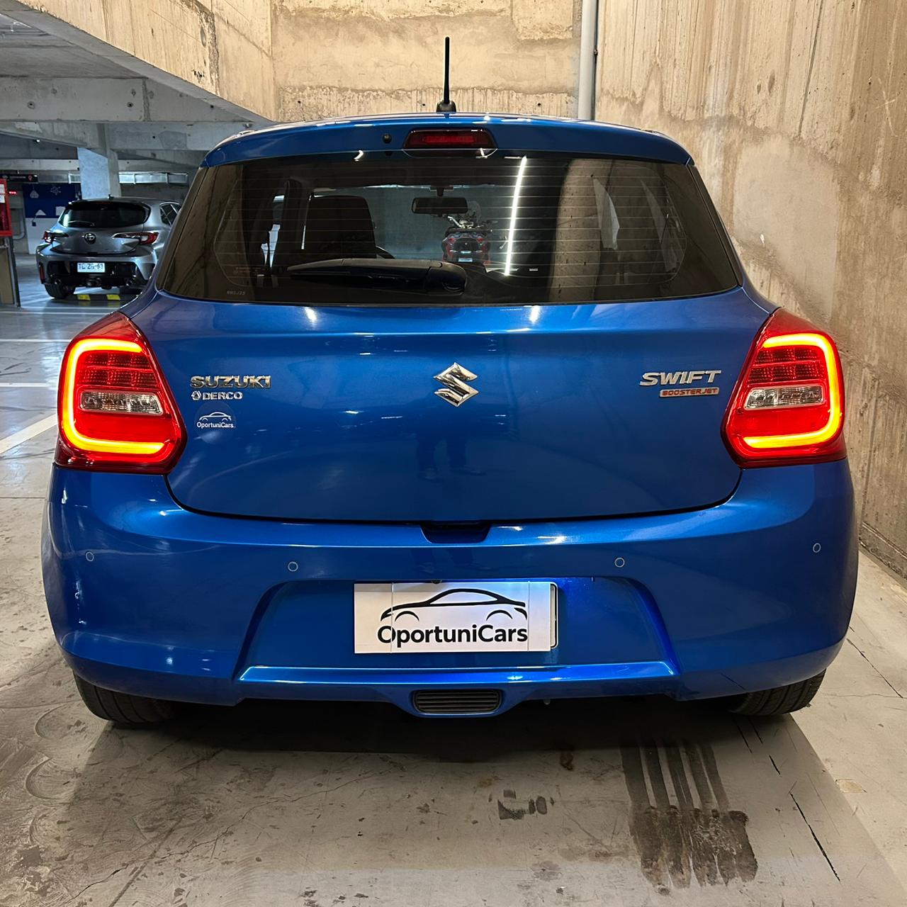 Vehicle media 4