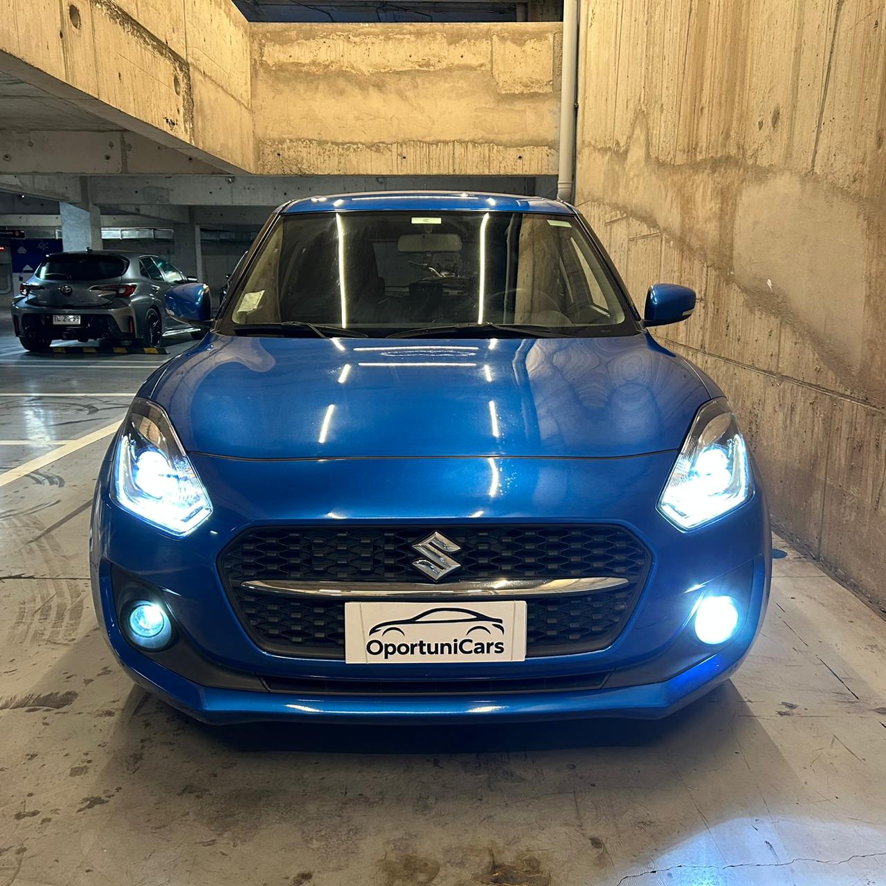 Vehicle media 8