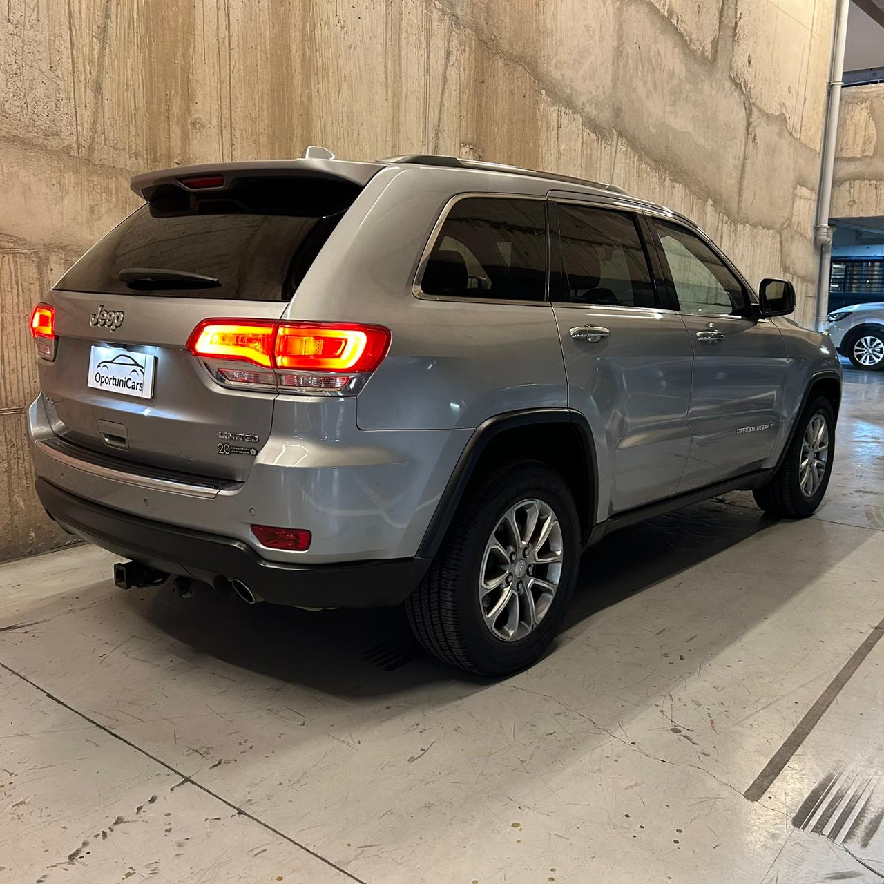 Vehicle media 5