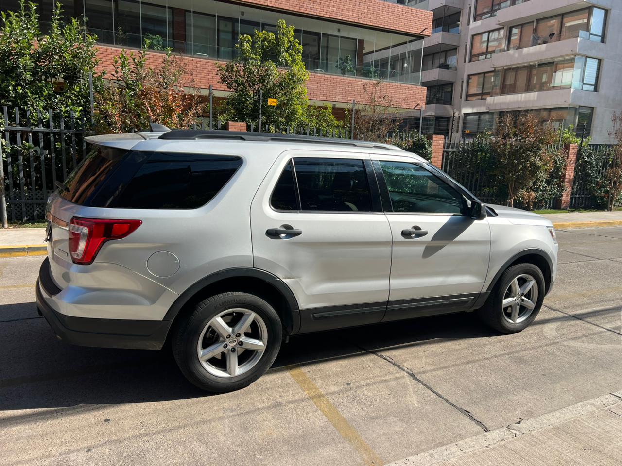 Vehicle media 8