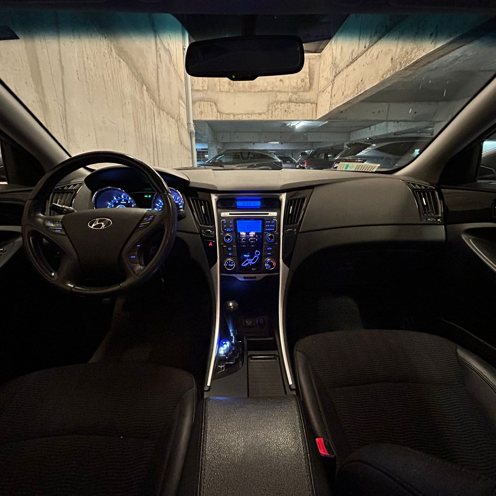 Vehicle media 9