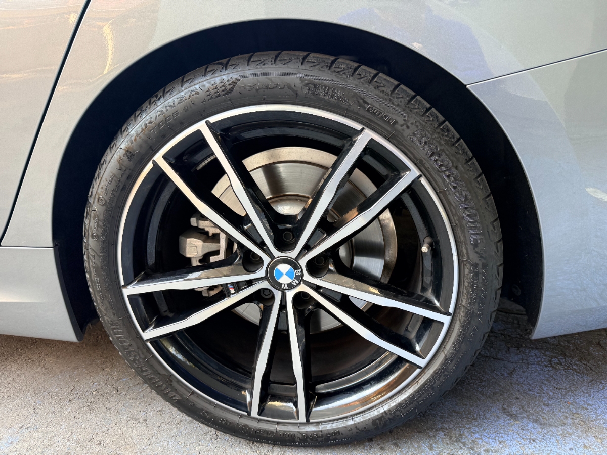 Vehicle media 12