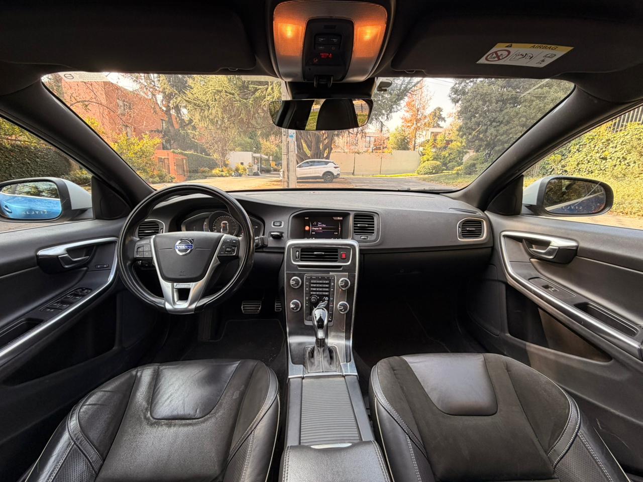 Vehicle media 4
