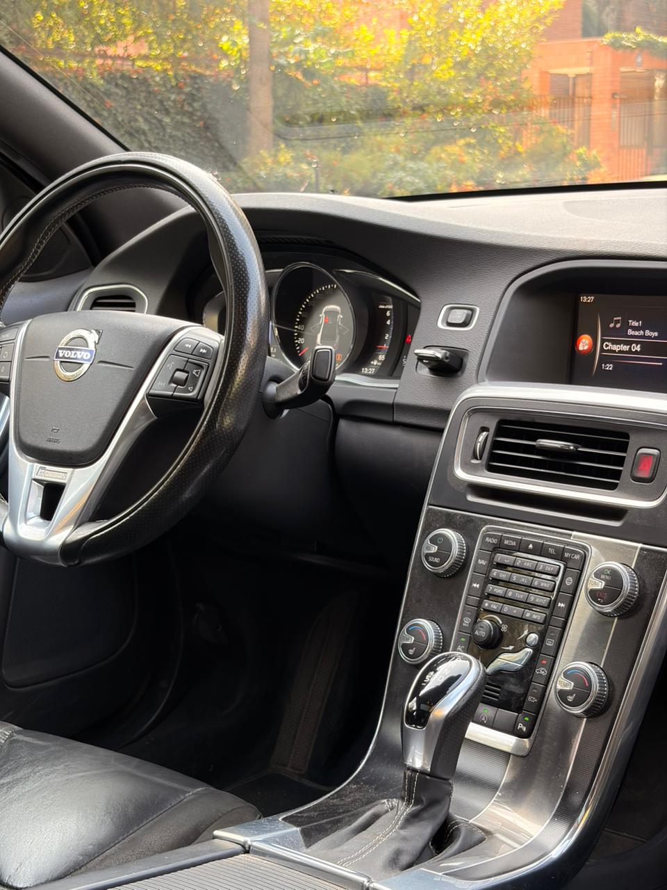 Vehicle media 6